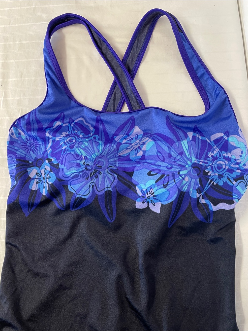 Speedo one piece swimsuit women’s size 16 brand new